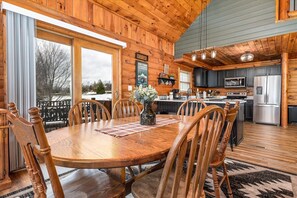 Dining - Amazing Log Cabin with Beautiful Views at Apple Canyon Lake (Apple River)