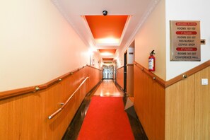 Lobby - Capital O 72734 Hotel Sri Sai Inn (Hyderabad)