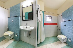 Standard Double Room | Bathroom | Shower, free toiletries, towels - Capital O 72734 Hotel Sri Sai Inn (Hyderabad)