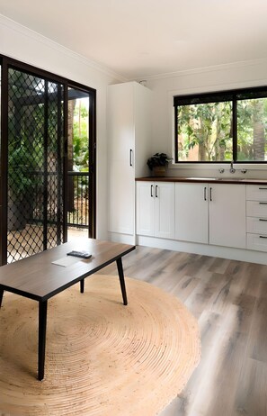 Exclusive Cabin | Living area