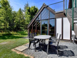 Balcony - Peaceful Holiday Home in Bütgenbach With Terrace (Buetgenbach)