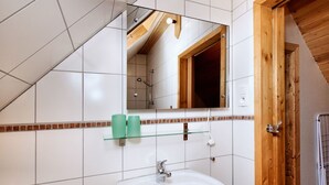Unclassified image, 5 of 29, button - Peaceful Holiday Home in Bütgenbach With Terrace (Buetgenbach)