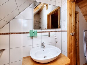 Shower - Peaceful Holiday Home in Bütgenbach With Terrace (Buetgenbach)