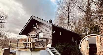 Cozy Forest Chalet Escape