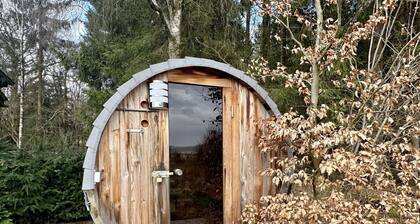 Cozy Forest Chalet Escape