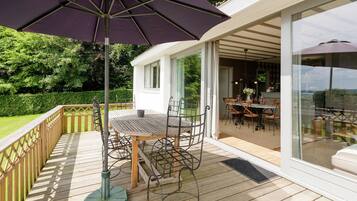 House | Balcony