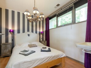 Ferienhaus | 3 Schlafzimmer, individuell eingerichtet, BettwÀsche