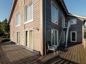 Villa | Balcony - Lovely Villa in Durbuy with Hot Tub (Durbuy)