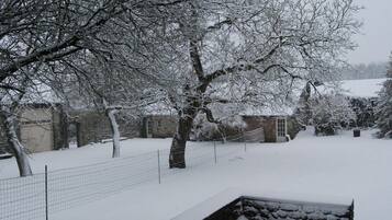 Enceinte de lâhĂ©bergement