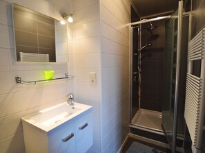 House | Bathroom