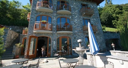 Apartment With a Splendid View Over Lake Come