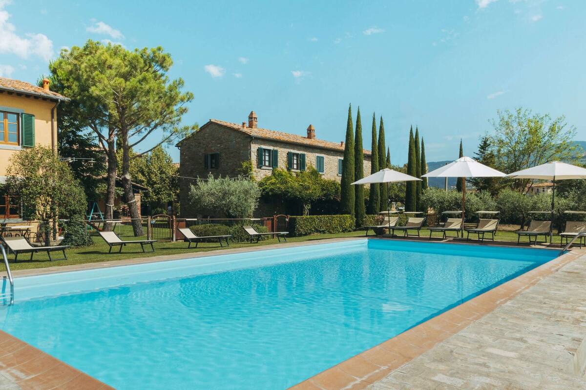 House | Pool