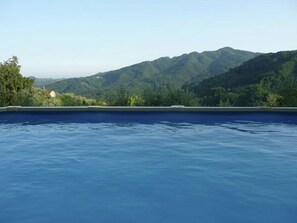 House | Pool | Indoor pool, outdoor pool - Belvilla by OYO Brama Sole (Borgo a Mozzano)