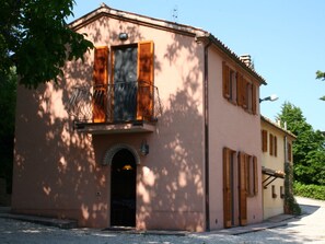Exterior - Spacious Farmhouse in Montecarotto With Private Terrace (Montecarotto)