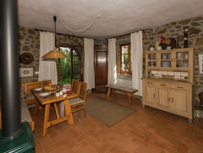 Villa | Dining