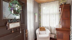 Reception - Spacious Holiday Home in Unterschönau near Forest (Steinbach-Hallenberg)