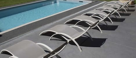 House | Pool