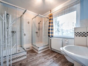 Villa | Bathroom - Picturesque Villa in Medebach near Ski Area (Medebach)