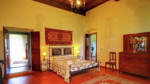 Unclassified image, 4 of 42, button - Beautiful Country, Lovely Views Over the Tuscan Countryside, Private Pool (Ortignano Raggiolo)