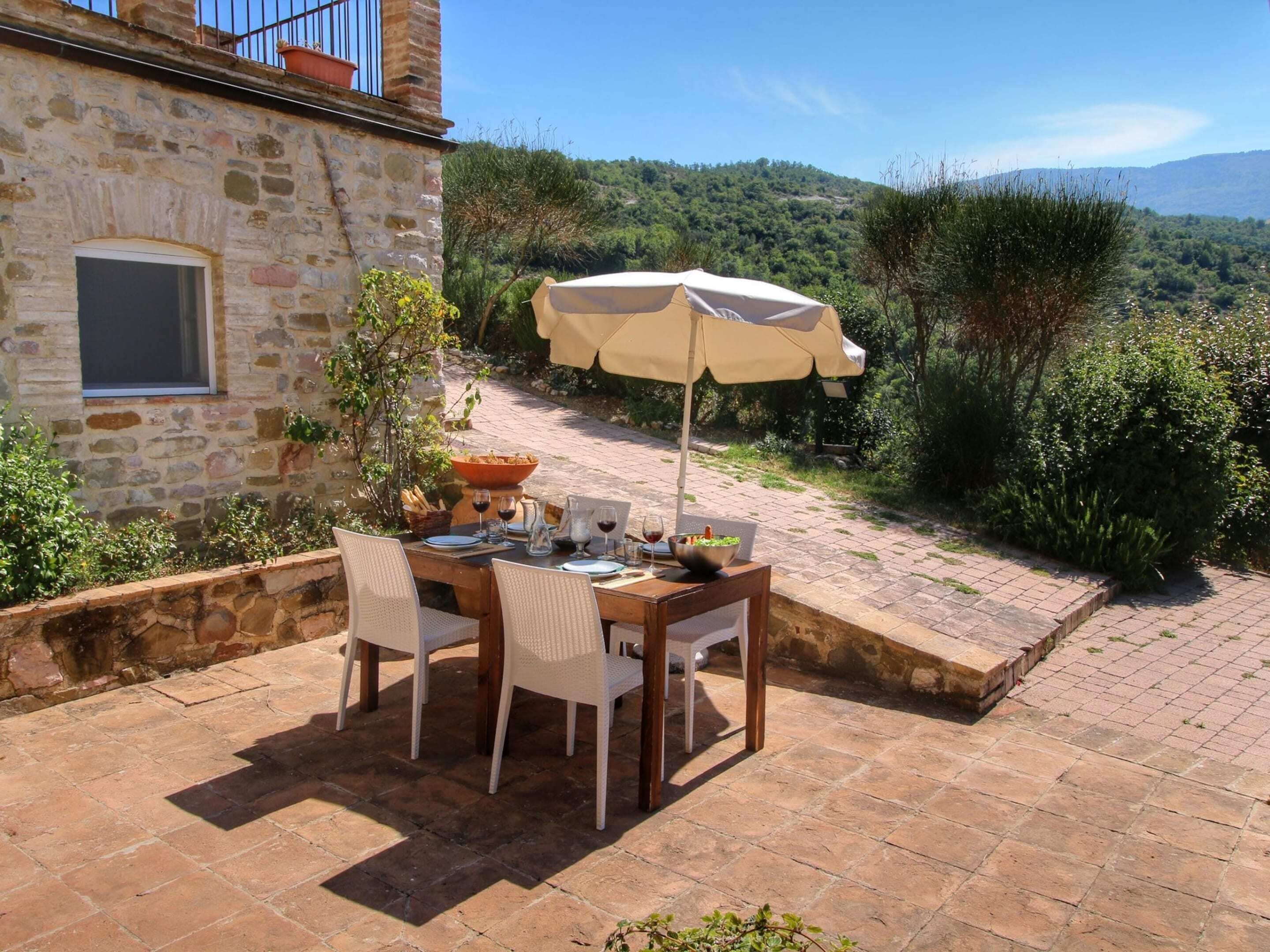 Cottage | Dining