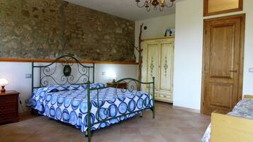 3 bedrooms, individually furnished, bed sheets