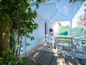House | Balcony - Lovely Home in Lido di Pomposa-Lido Degli Scacch near Beach (Comacchio)