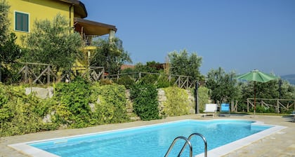 Comfortable Holiday Home in Torrecuso Italy With Pool