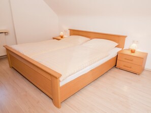Ferienhaus | 2 Schlafzimmer, individuell eingerichtet, Bügeleisen/Bügelbrett