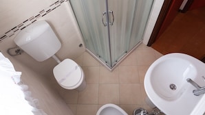 House | Bathroom | Shower - Attractive Holiday Home in Lido di Volano near Beach (Comacchio)