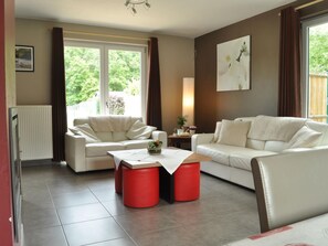 House | Living room | Fireplace - Elegant Villa in Bomal (Durbuy)