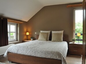 House | 3 bedrooms, individually furnished, iron/ironing board, bed sheets - Elegant Villa in Bomal (Durbuy)