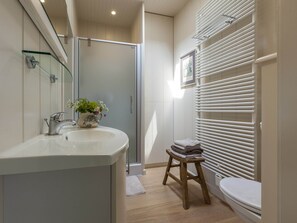 House | Bathroom - House in Zingem Near Hiking Trails (Kruishoutem)