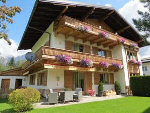 Exterior - Voluminous Apartment near Ski Slopes in Maria Alm (Maria Alm am Steinernen Meer)