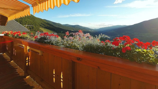 Chalet | Balcony - Modern Chalet in Bressanone With Balcony (Bressanone)