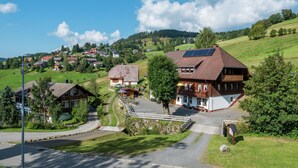 Exterior - Luxurious Apartment in Todtnauberg With Terrace (Todtnau)