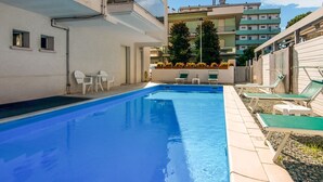 Outdoor pool - Premium Apartment in Rimini With Swimming Pool (Rimini)