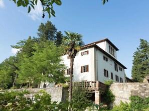 Villa | Exterior - Charming Villa With Pool in Florence (Rignano sull'Arno)