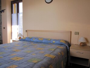 Nhà | 1 phòng ngủ, trang bị nội thất với thiết kế riêng biệt