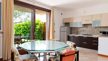 House | Private kitchen | Microwave