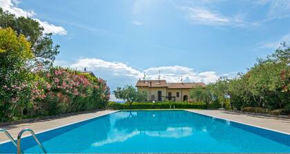 Holiday Home in Bardolino With Pool & Lake Views