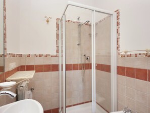Bathroom - Belvilla by OYO Timo (Magione)