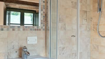House | Bathroom
