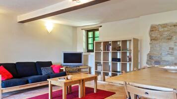 House | Dining