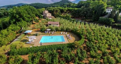 Quaint Tuscan Farmhouse