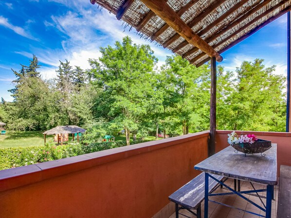 House | View from property - Farmhouse in Montescudaio with Shared Pool near Sea & Park (Montescudaio)
