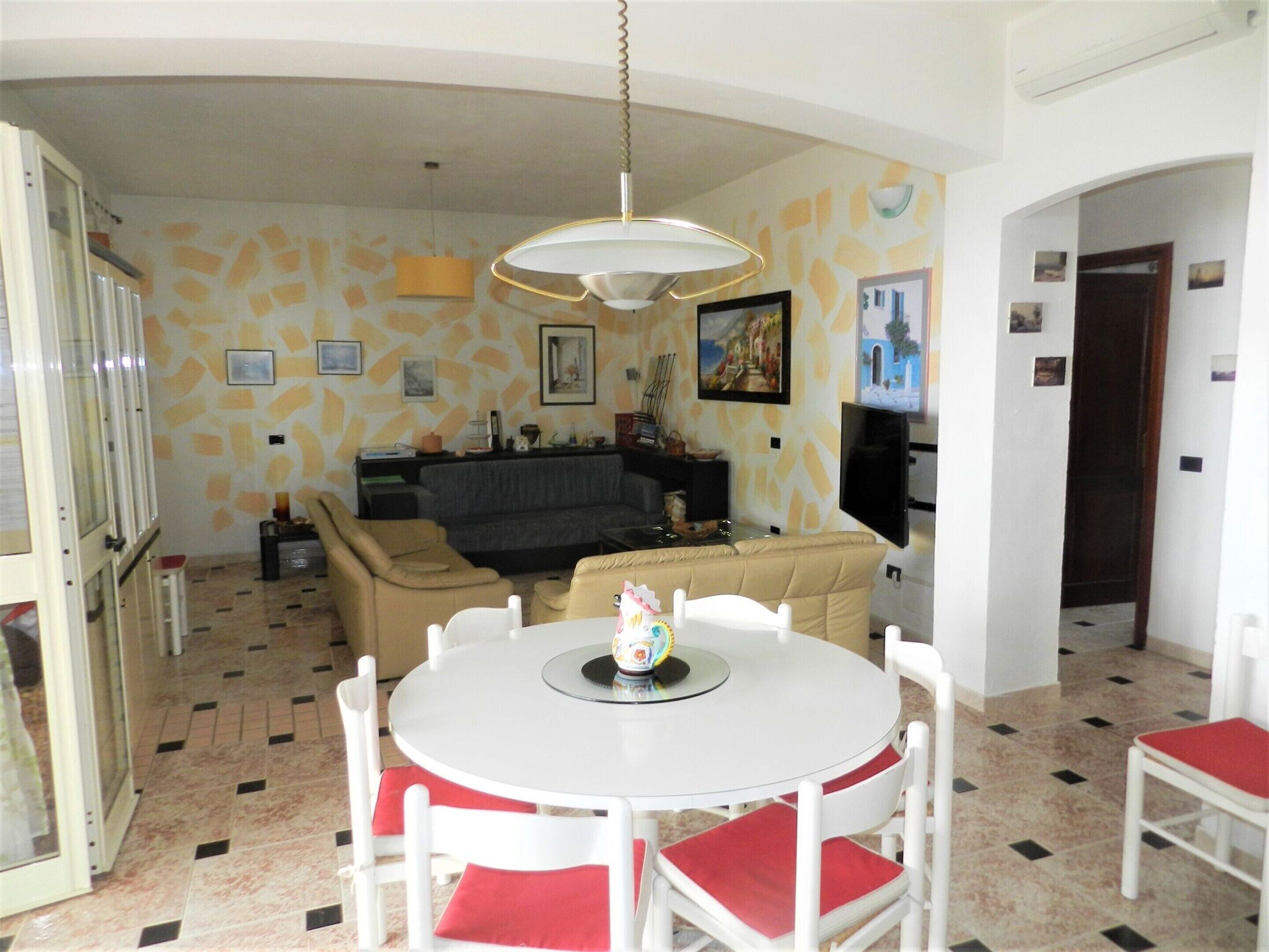 House | Private kitchen | Dishwasher, coffee/tea maker