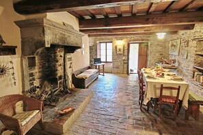House | Living room