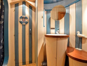 House | Bathroom - Eco Farmhouse by High Fens (Waimes)