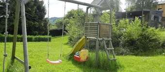 The Charm of a Wooden Chalet With a Magnificent View, not far From Spa