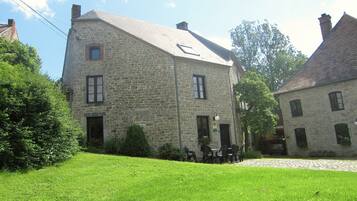 House | Exterior